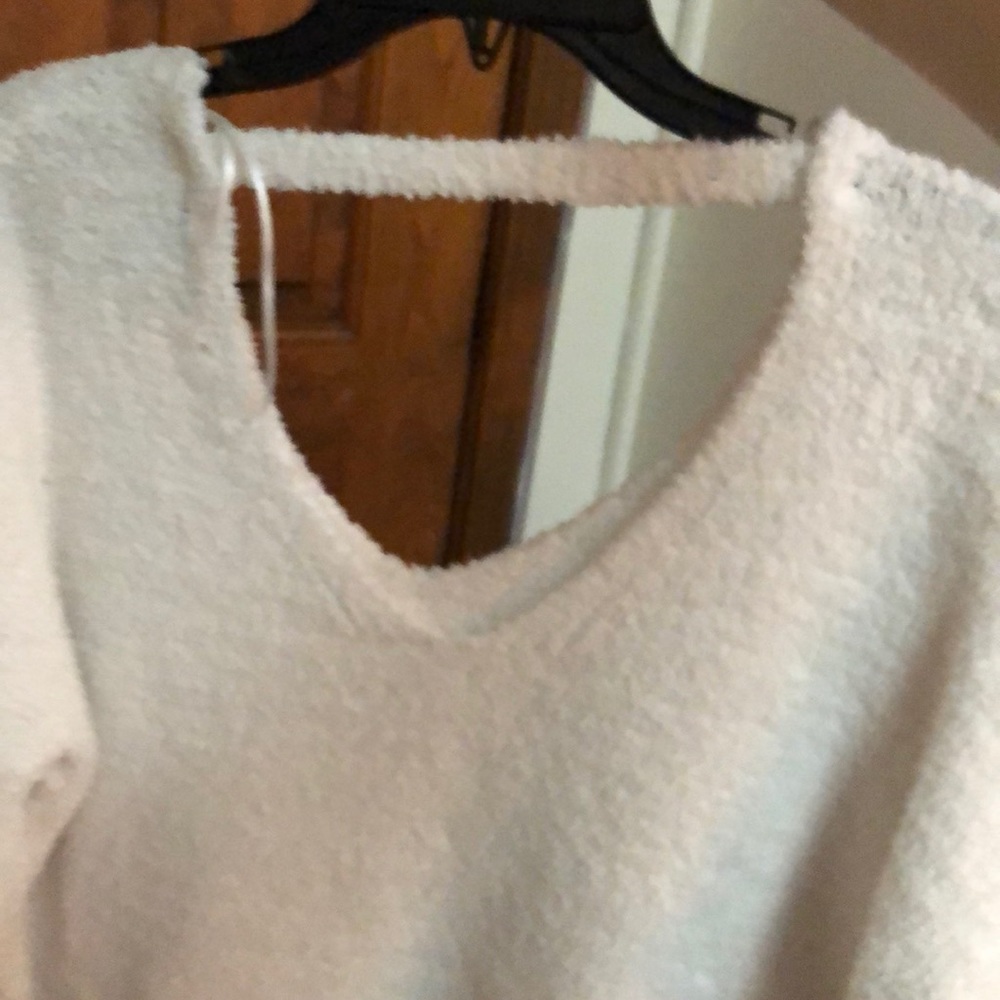 Sweater - Picture 3 of 3